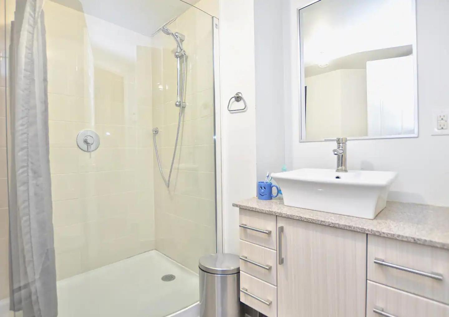 Stylish Urban Loft Downtown Apartman Montréal Kültér fotó